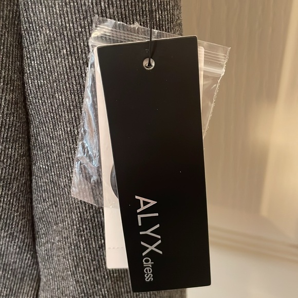 ALYNX Charcoal Dress - NWT - Picture 3 of 10